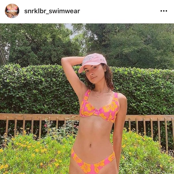 🌺 Hawaiian Hibiscus Print (OG) Small SNRKLBR SWIM - Picture 6 of 13